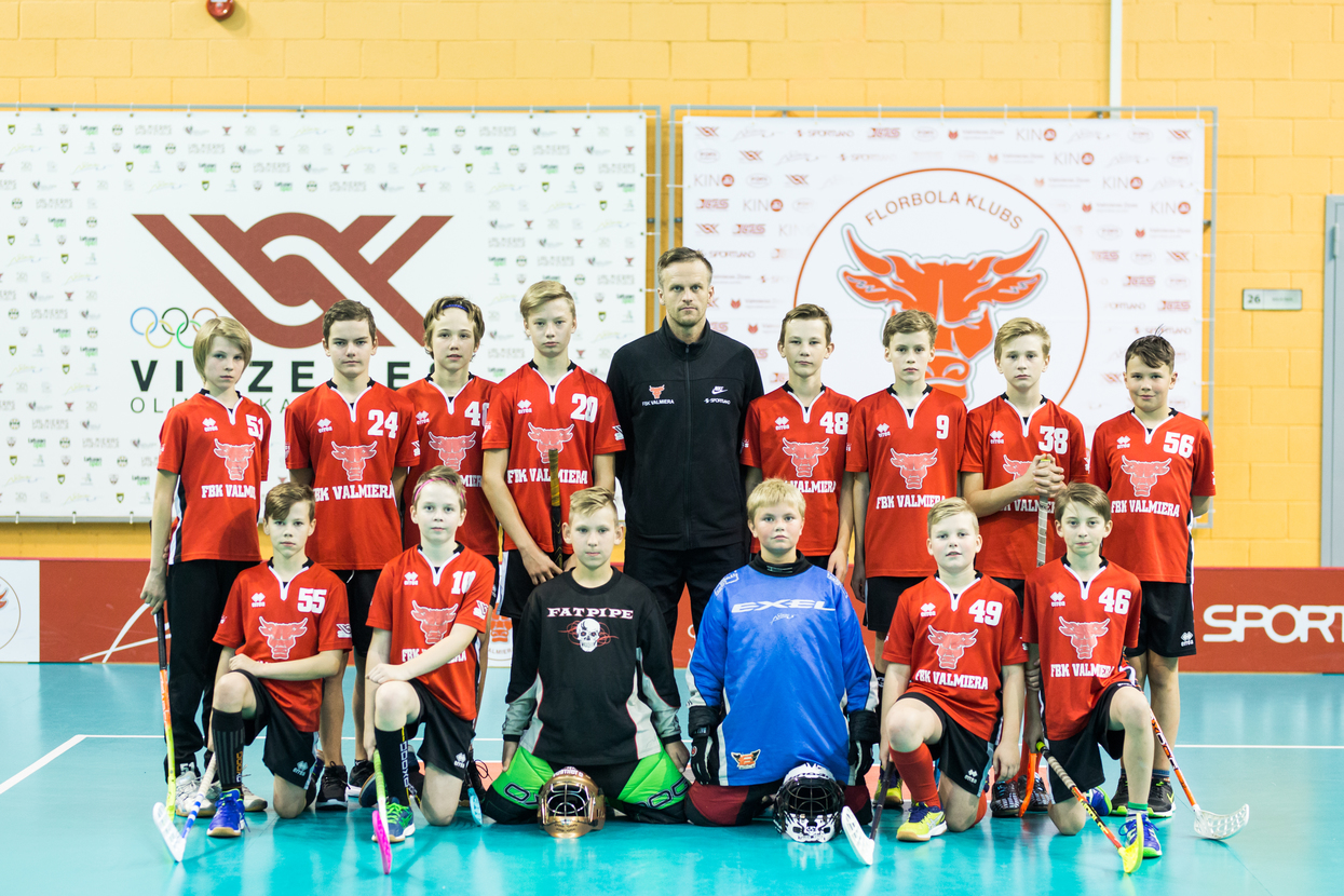 U13
